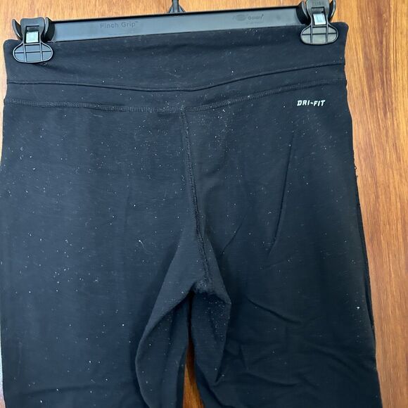 Nike Leggings Dri Fit Black Workout Cropped Capri Activewear Stretch Size Medium - Picture 7 of 10